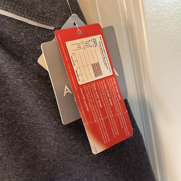 Athleta Gray and Green Relay Athletic 2 in 1 Skort - Picture 3 of 11